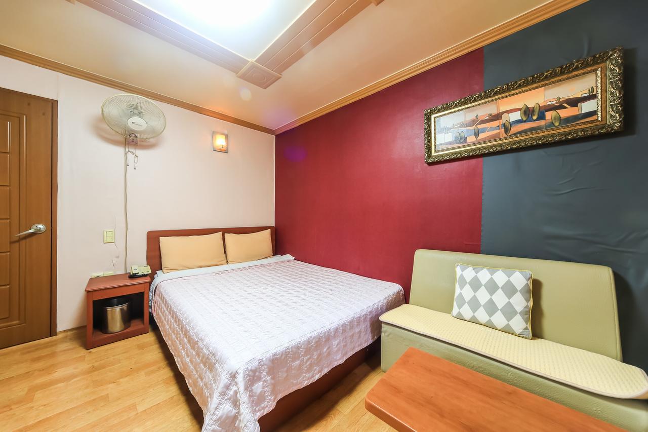 Nampo One Motel Pusan Zewnętrze zdjęcie