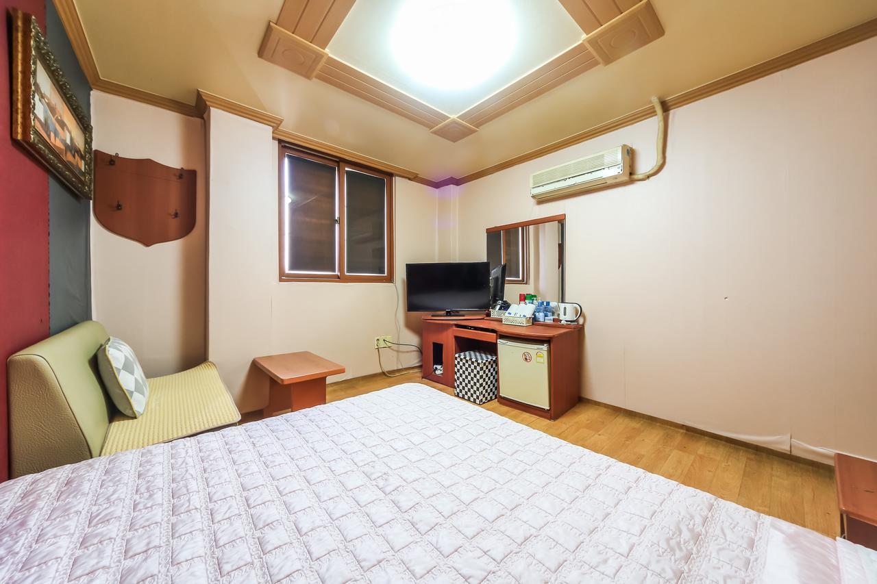 Nampo One Motel Pusan Zewnętrze zdjęcie
