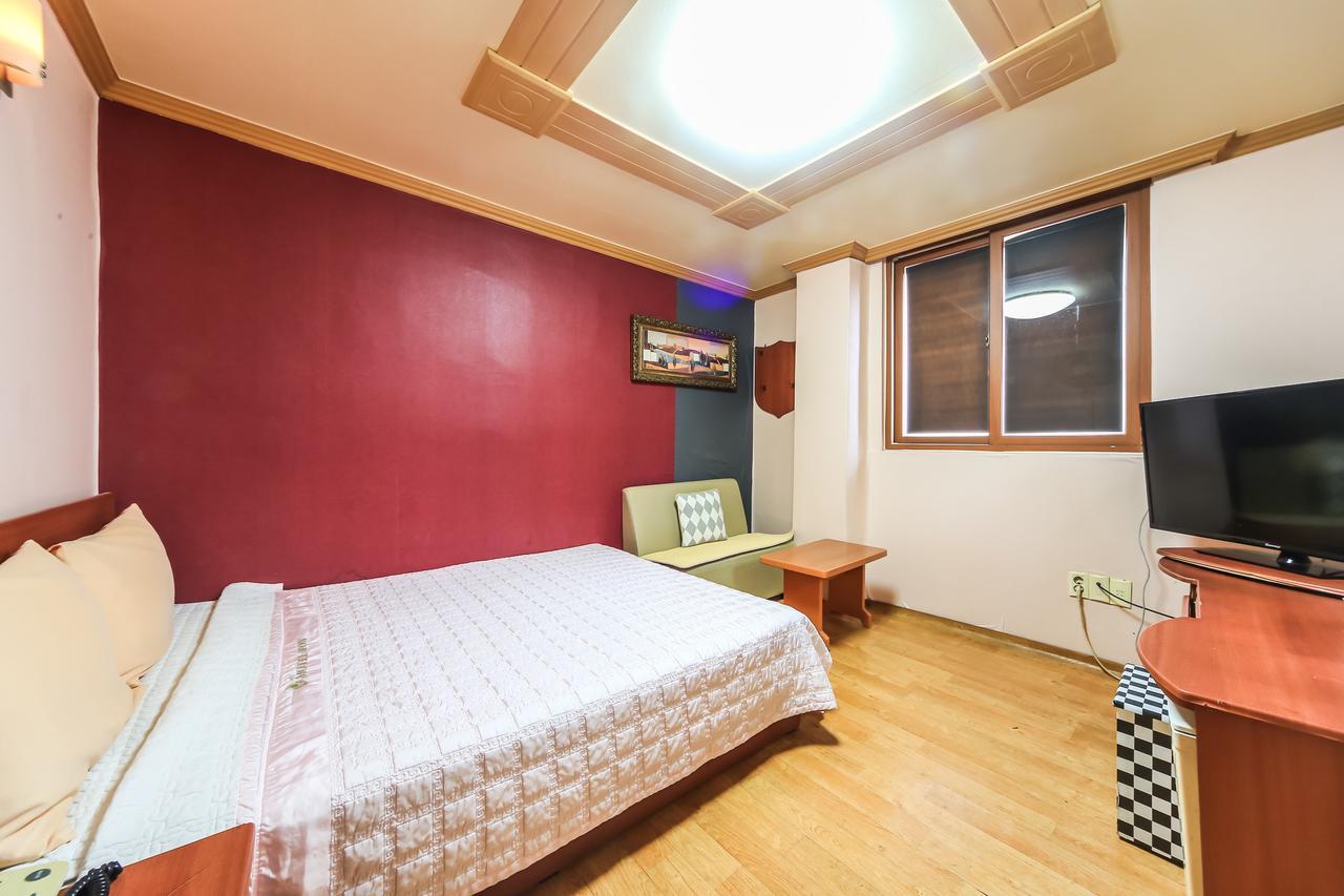 Nampo One Motel Pusan Zewnętrze zdjęcie