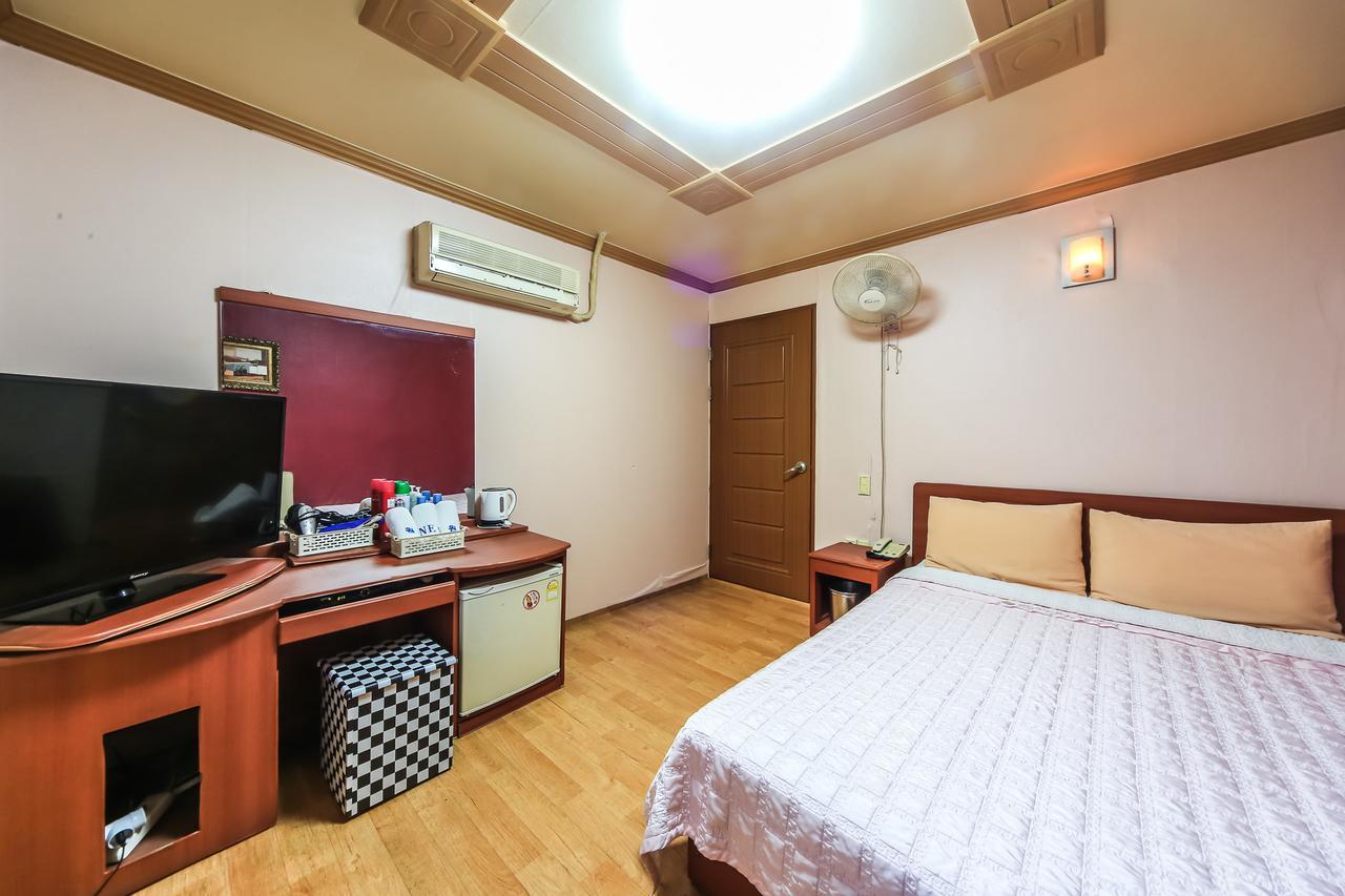 Nampo One Motel Pusan Zewnętrze zdjęcie