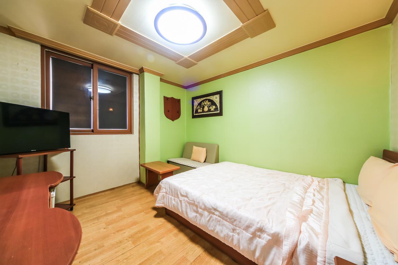 Nampo One Motel Pusan Zewnętrze zdjęcie