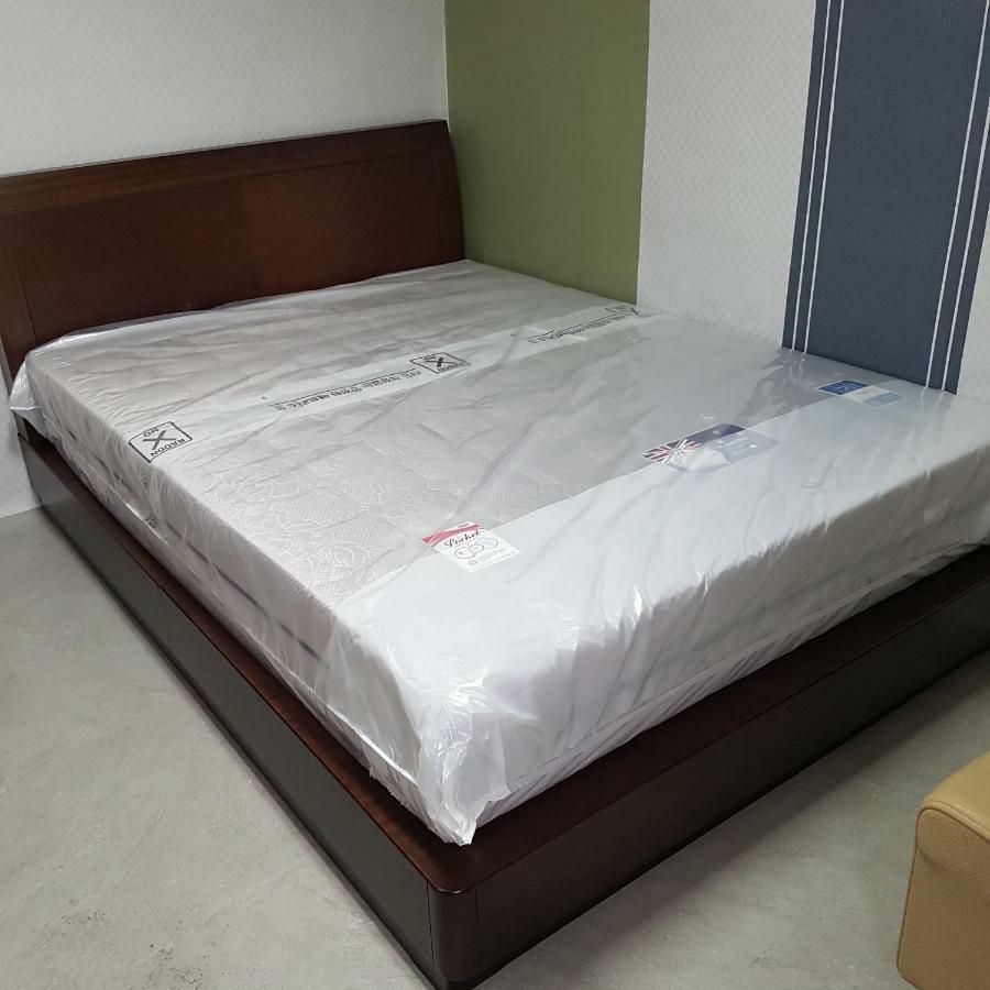 Nampo One Motel Pusan Zewnętrze zdjęcie